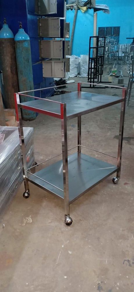 Silver Stainless Steel Medical Equipment Trolley, Size: 24"l X 18"w X 30"h