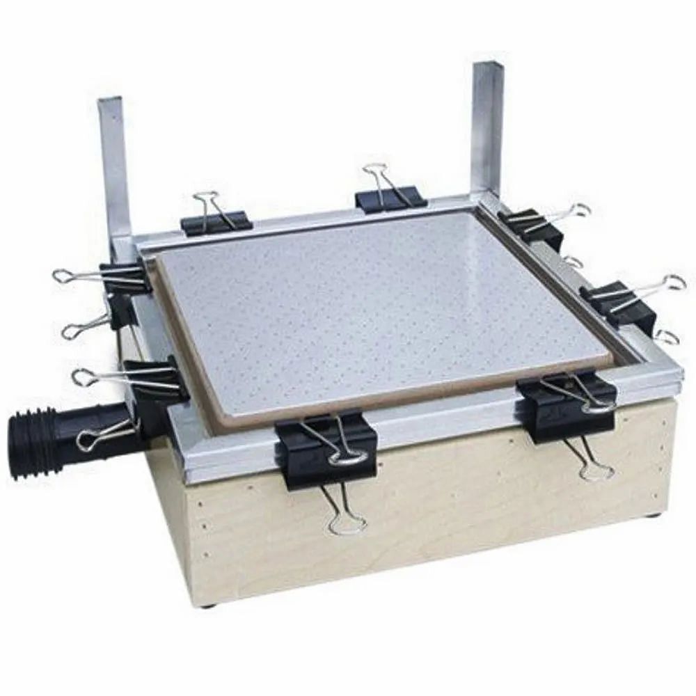 Single Semi Automatic Vacuum Forming Machine