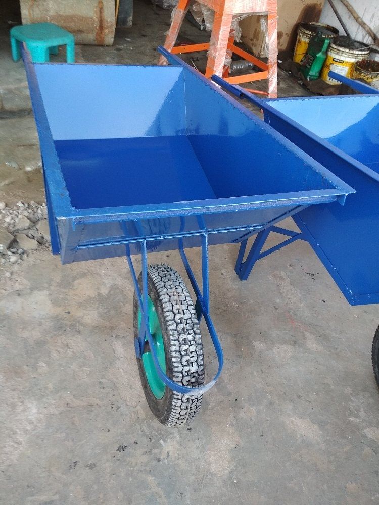 Single Wheel Barrow