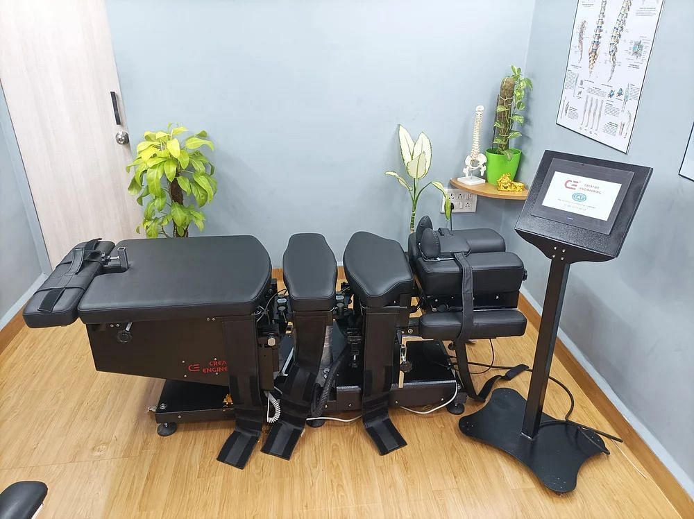 Spinal Decompression Machine