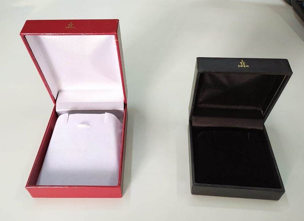 Square Plastic Jewelry Box for Ring Packaging, Size: 65x65x30mm