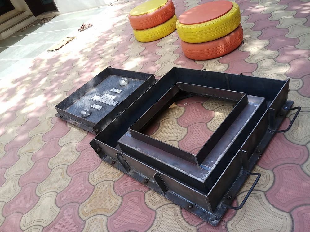 Square Polished Precast Manhole Cover Fiberglass Mould