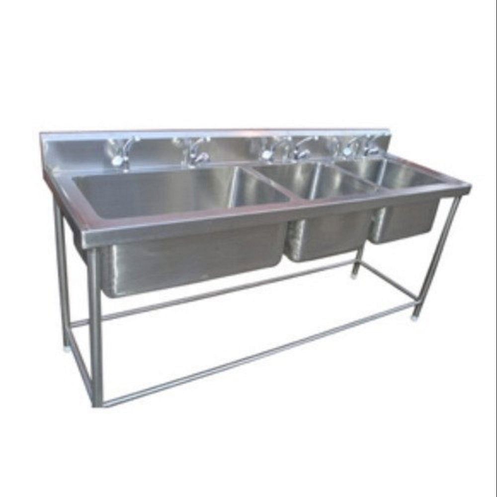 Ss Polished Triple Sink Table With Taps, Sink Shape: Rectangular, Number Of Sinks: 3 Sinks