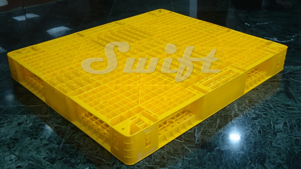 Stackable Plastic Pallets