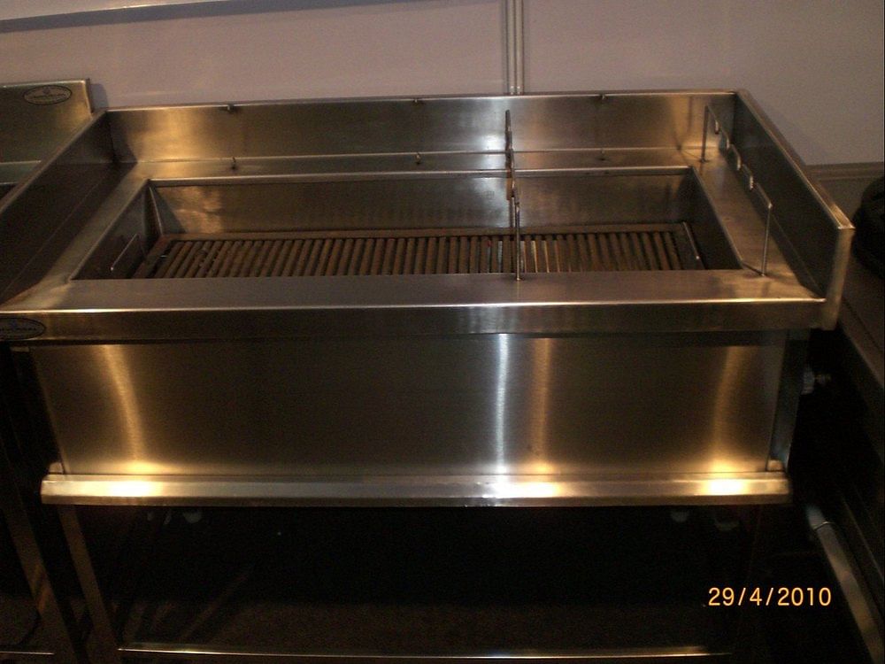 Stainless Steel Barbecue Oven, Coal Operated, Model Name/Number: 2333