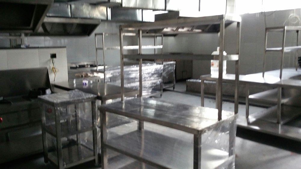 Stainless Steel Commercial Kitchen Equipment, For Bakery