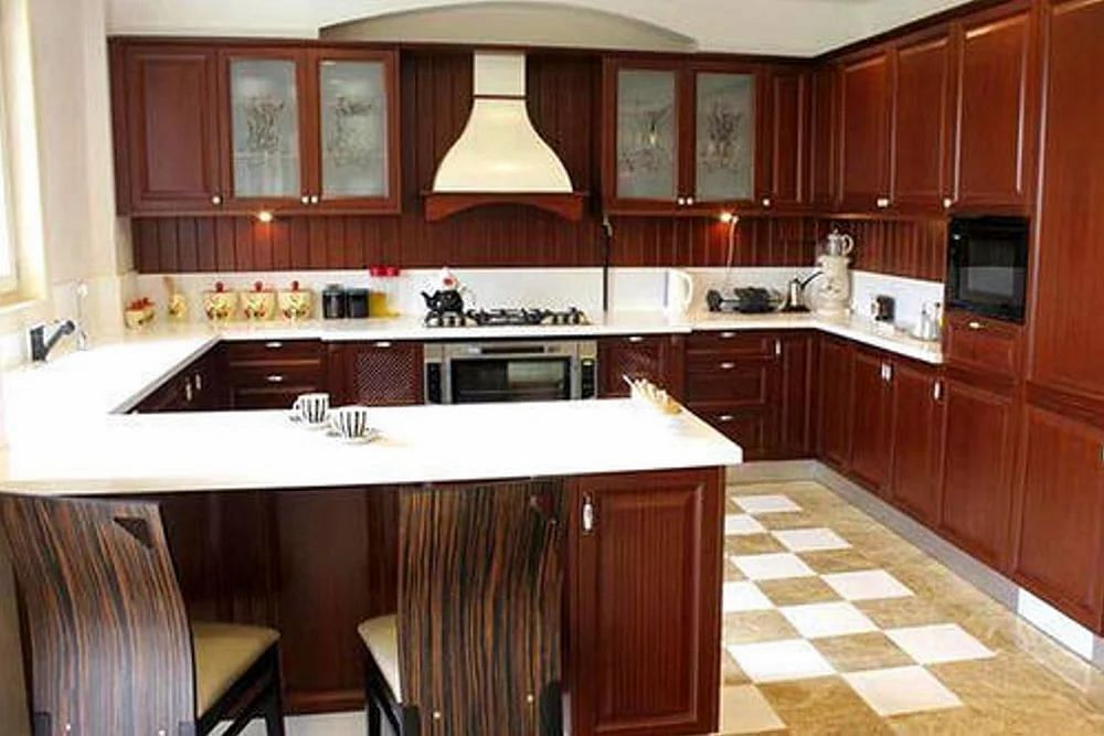 Stainless Steel G Shaped Modular Kitchen, India