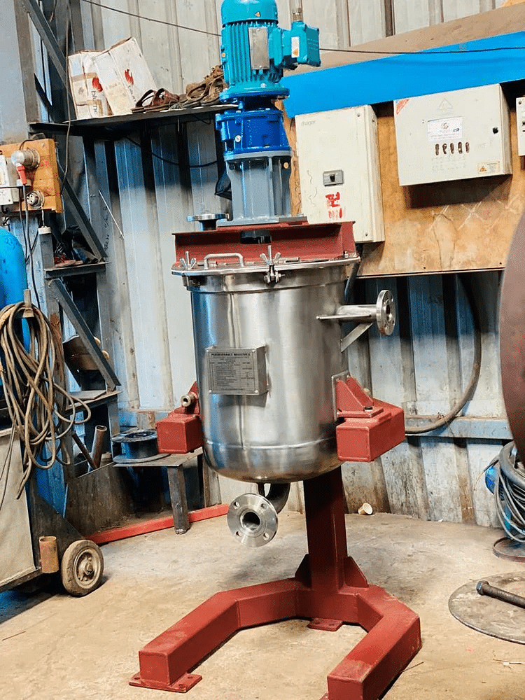 Stainless Steel Industrial Mixing Vessels, Automation Grade: Semi-Automatic, Max Design Pressure: 10-15 bar