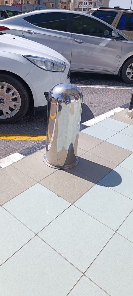 Stainless Steel Polished Bollards, For Parking, Height: 1 to 6