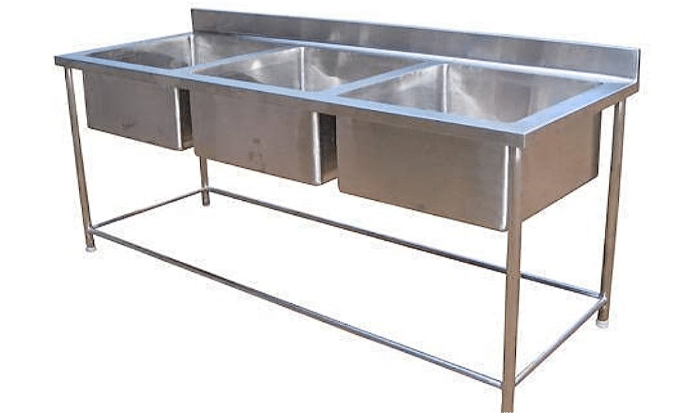 StainleSS Still SS 304 Or SS 202 Three Sink Unit