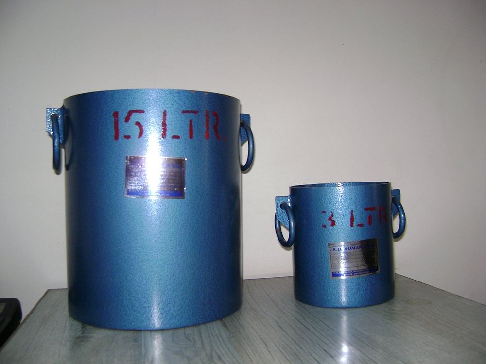 Steel Cylindrical Measure, Capacity: 15 & 3, Automation Grade: Manual