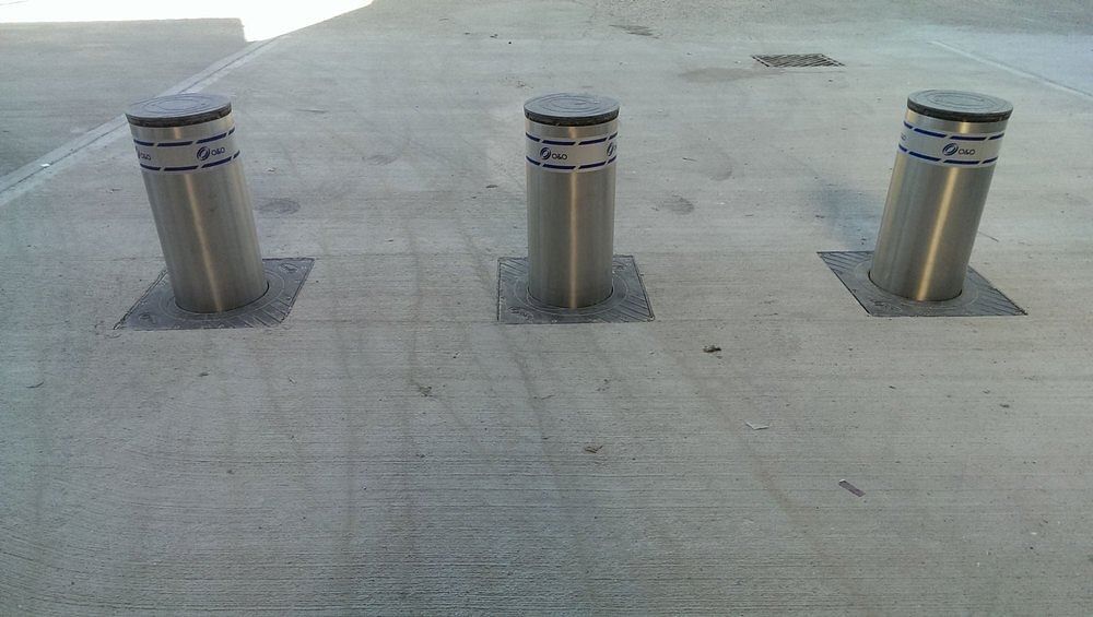 Steel Hydraulic Bollard, For security, Nature: Fixed