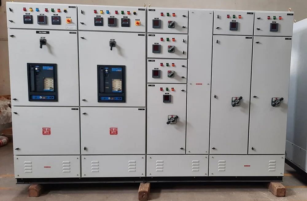 Three Phase 415 V Power Control Center PANEL