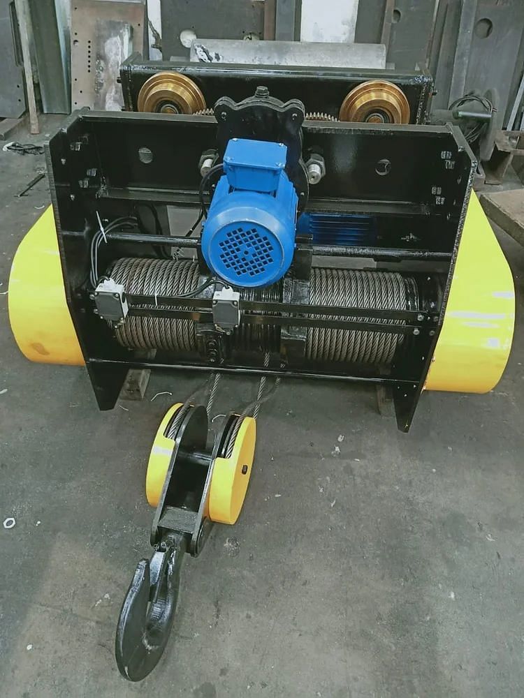 Three Phase Wire Rope Hoist, For Material Handling, Capacity: 1 Ton To 15 Tons