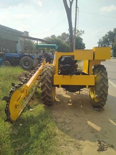 Tractor Trencher Machine