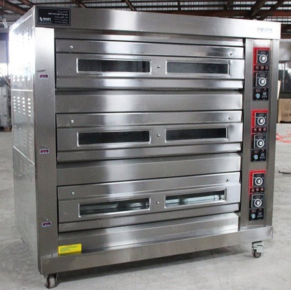 TRIPLE DECK OVEN