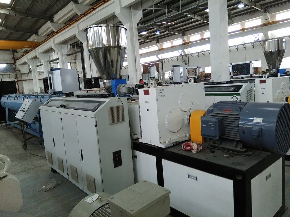 Twin Screw Extruder