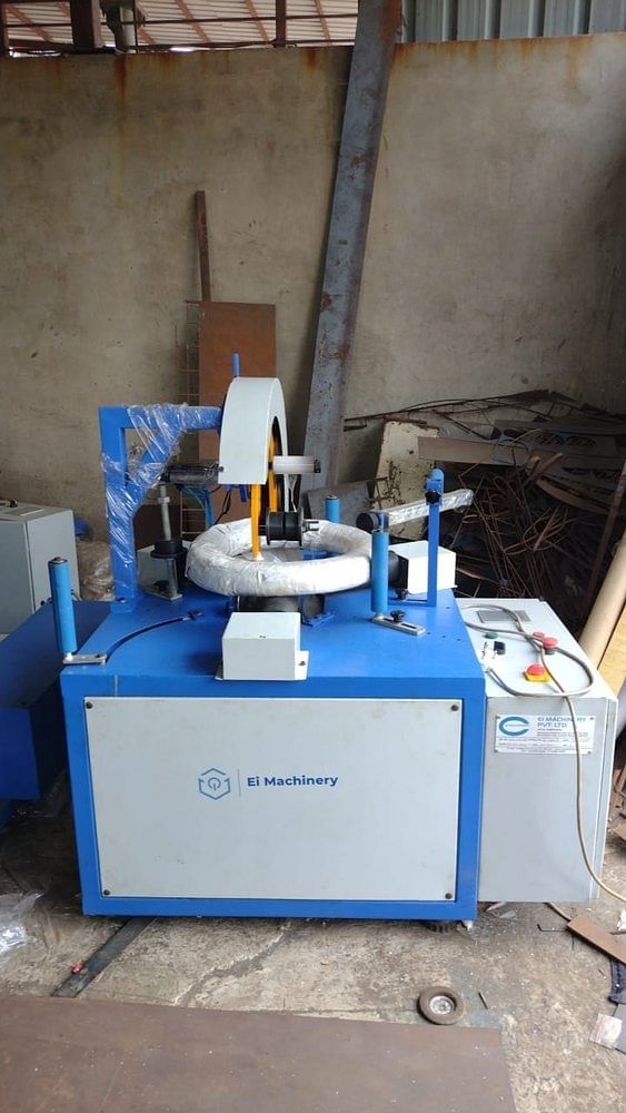 Tyre Stretch Wrapping Machine