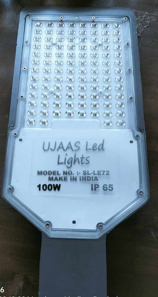 Ujaas Pure White 100 W LED Street Light, Metal