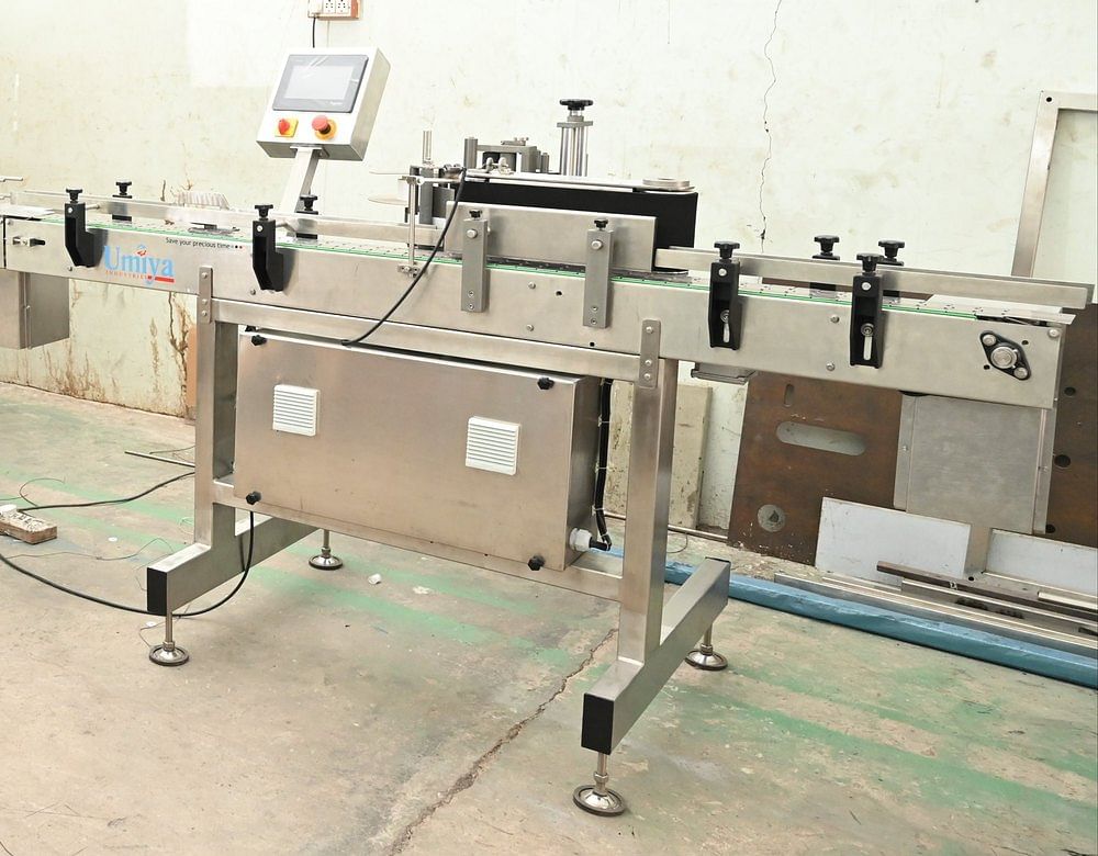 Umiya Industries Automatic Sticker Labelling Machine