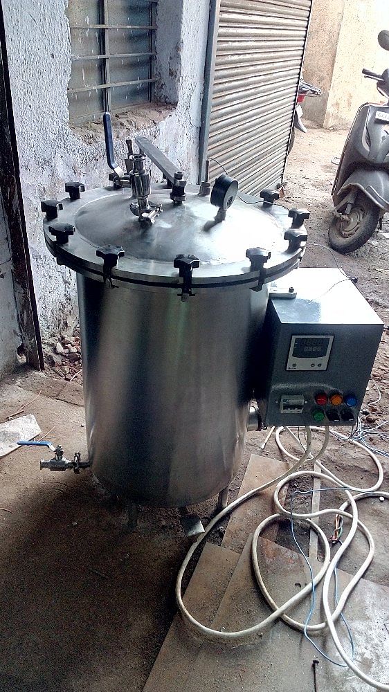 UPM Vertical Vulcanizing Autoclave, Warranty: No, 2 KW