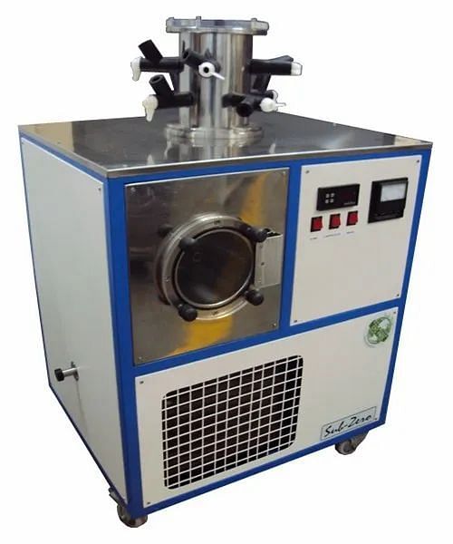 Upto -40 Degreec Lypholizer (Freeze Dryer) PSAW-155A