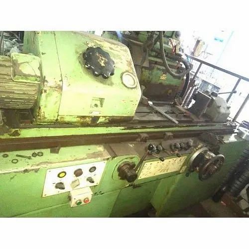 Used Imported Cylindrical Grinding Machine, Center Height: 110 Mm