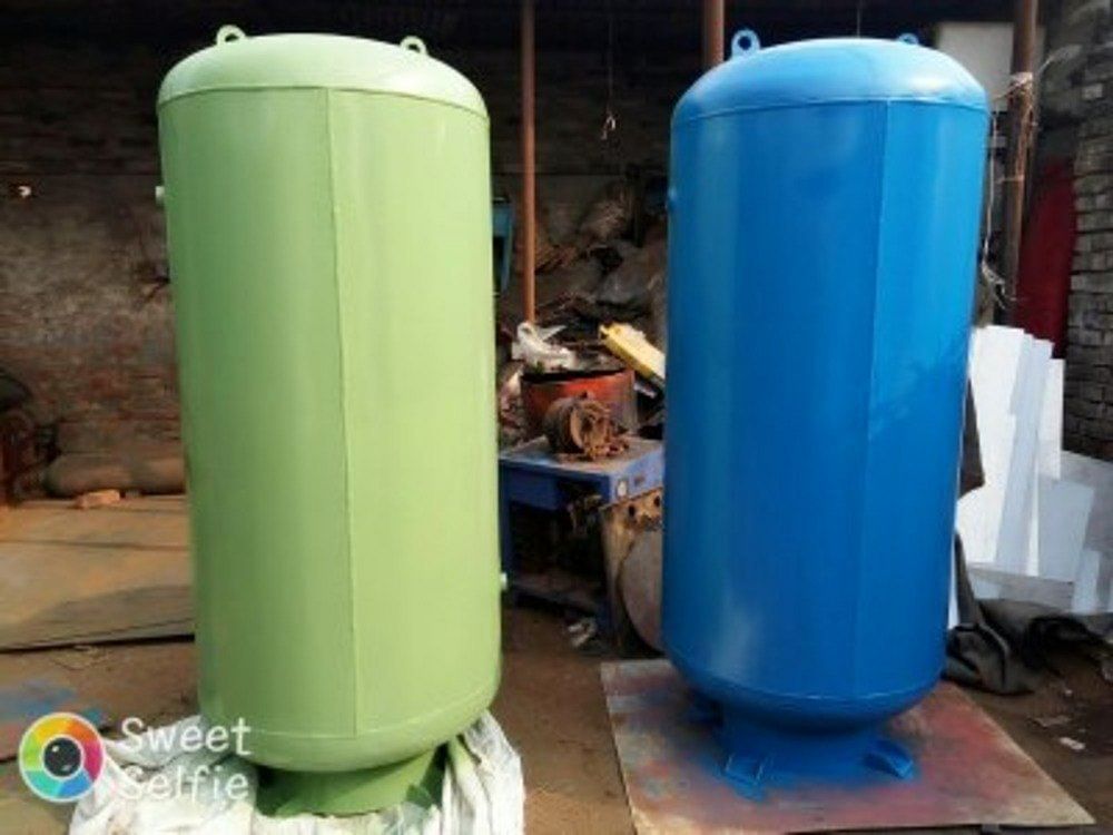 Vertical MS Air Receiver Tank, 150 psi, Storage Capacity: 1000 L