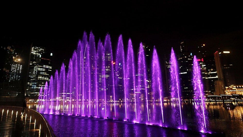 Violet Aluminium Musical Laser Water Fountain, For Parks & Hotels