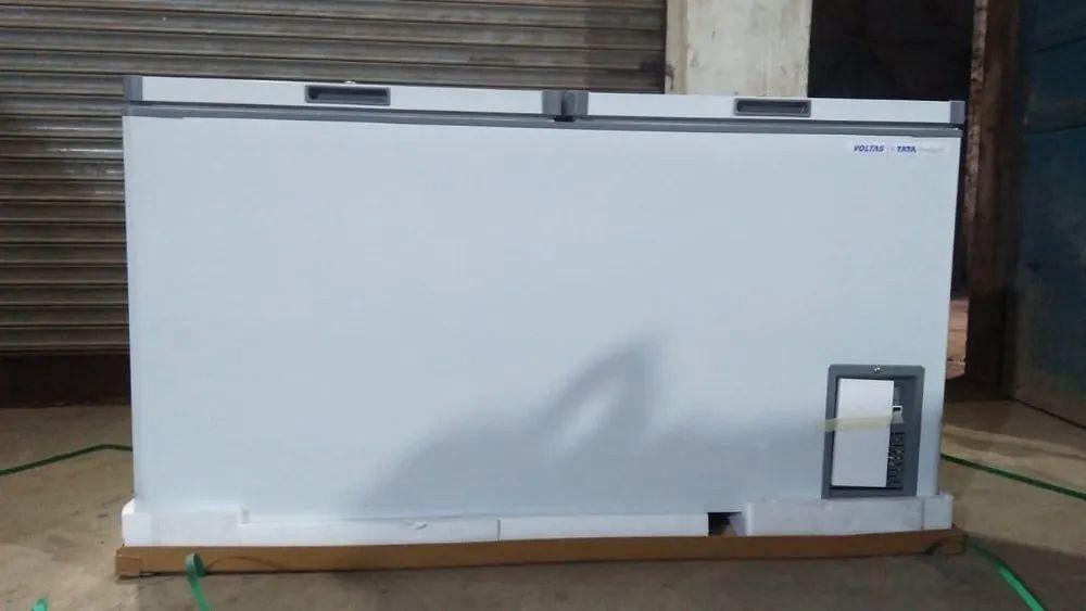 Voltas Deep Freezer, 2, Capacity: 320