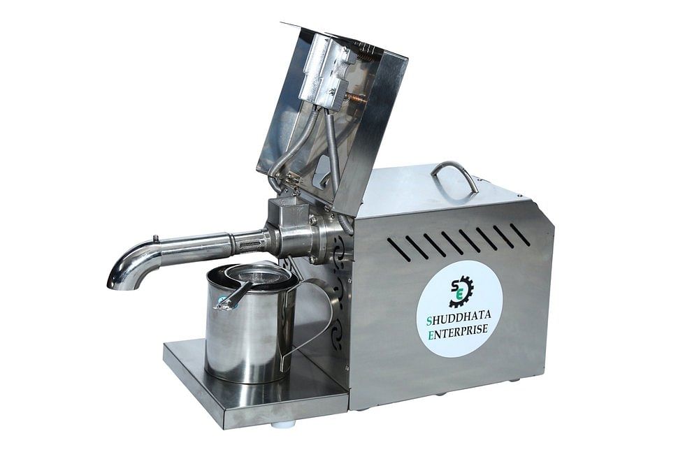 Walnut oil maker machine