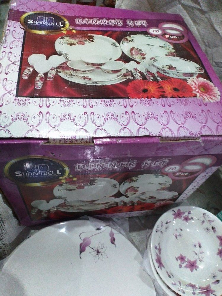 White Melamine Sharewell Dinner Set