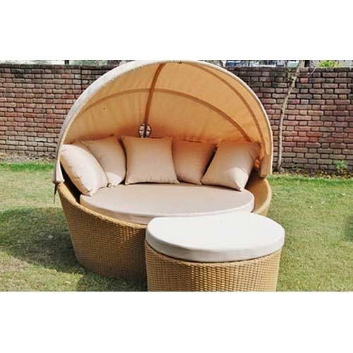 White Rectangular Sun''n''''joy Rattan Furniture, For Hotel