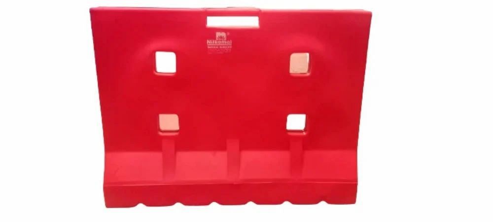 YELLEOW & RED PVC Nilkamal Safety Barrier, Size: 1000l X 350w X 760h