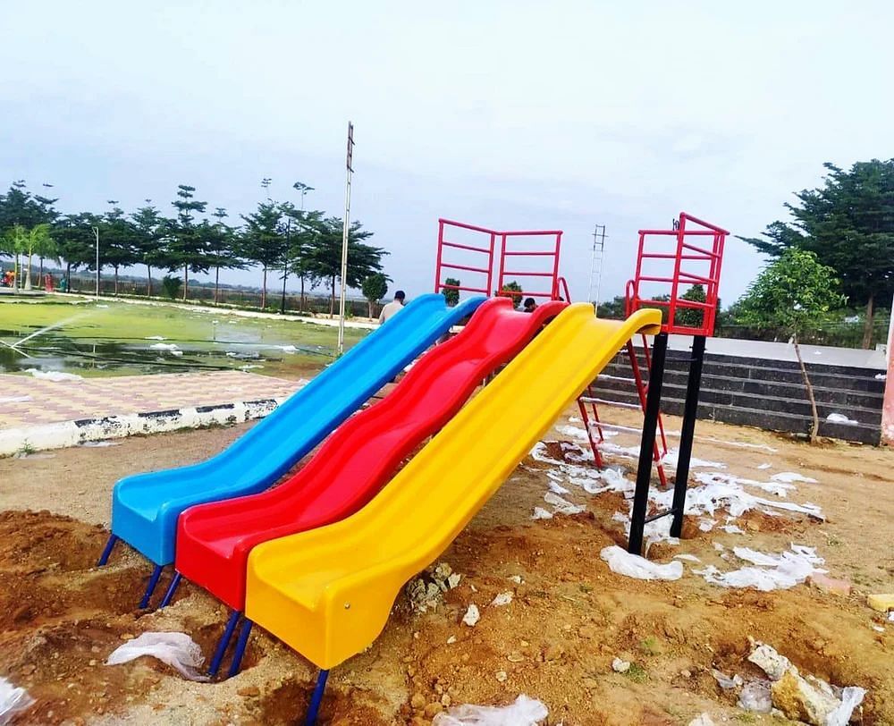 Yellow Frp Triple Wave Slide Children, Size: 10ft