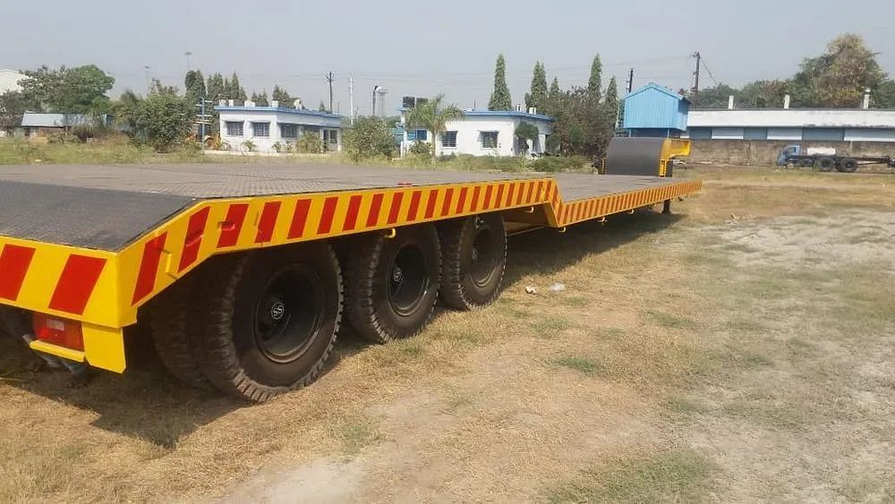 Yellow Mild Steel Low Bed Semi Trailer 70 Tons, Model Name/Number: Gil